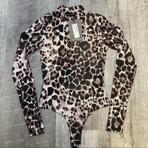 NWT PrettyLittleThing Leopard Print Bodysuit Size 2
